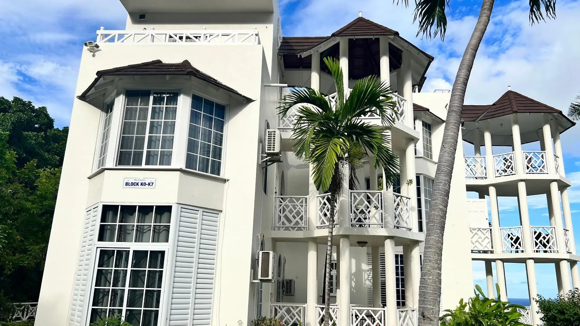 Penthouse On The Ridge Apartment Ocho Rios