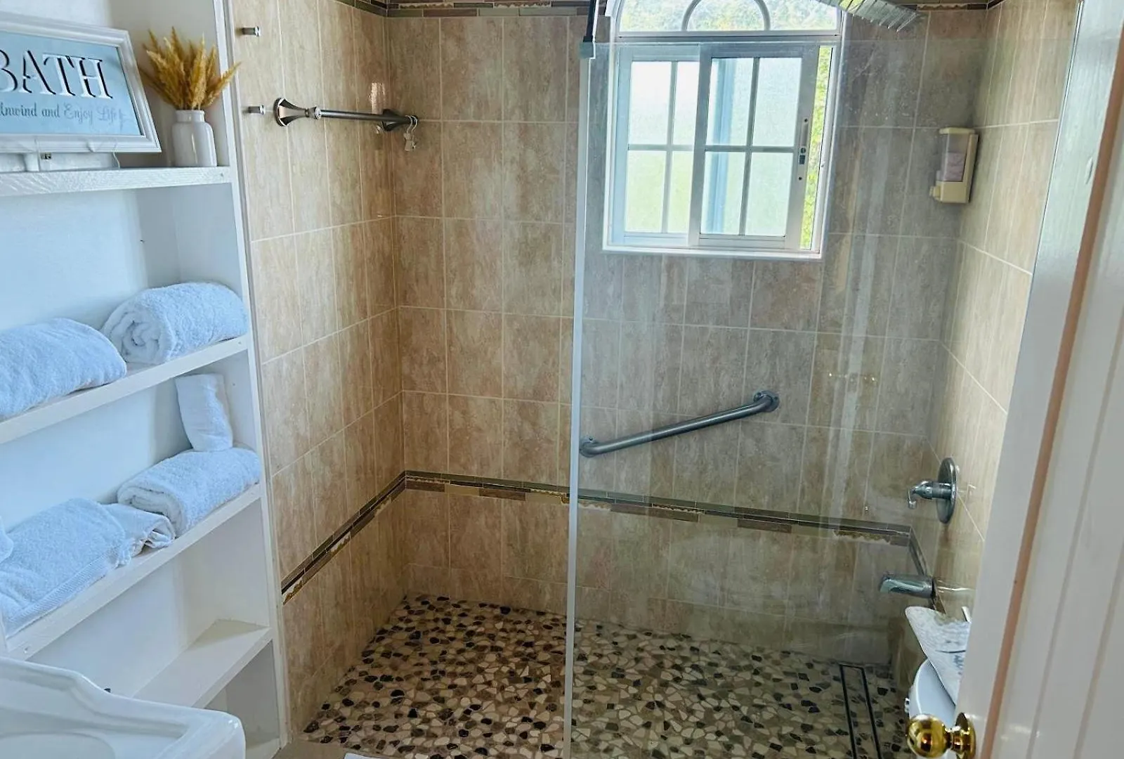 Penthouse On The Ridge Apartment Ocho Rios